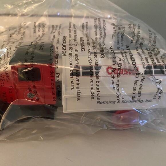 1/34 Ertl 1931 Hawkeye Tanker new in factory sealed bag. (A1) - Picture 2 of 10